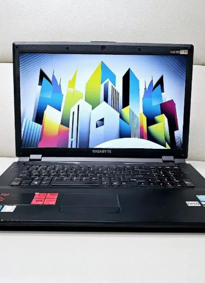 17.3인치 고성능 i7 사무/게임용 노트북(램16GB,하드1.7TB)