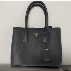 프라다 두블레 사피아노 미듐