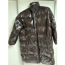 보테카베네타 구스패딩