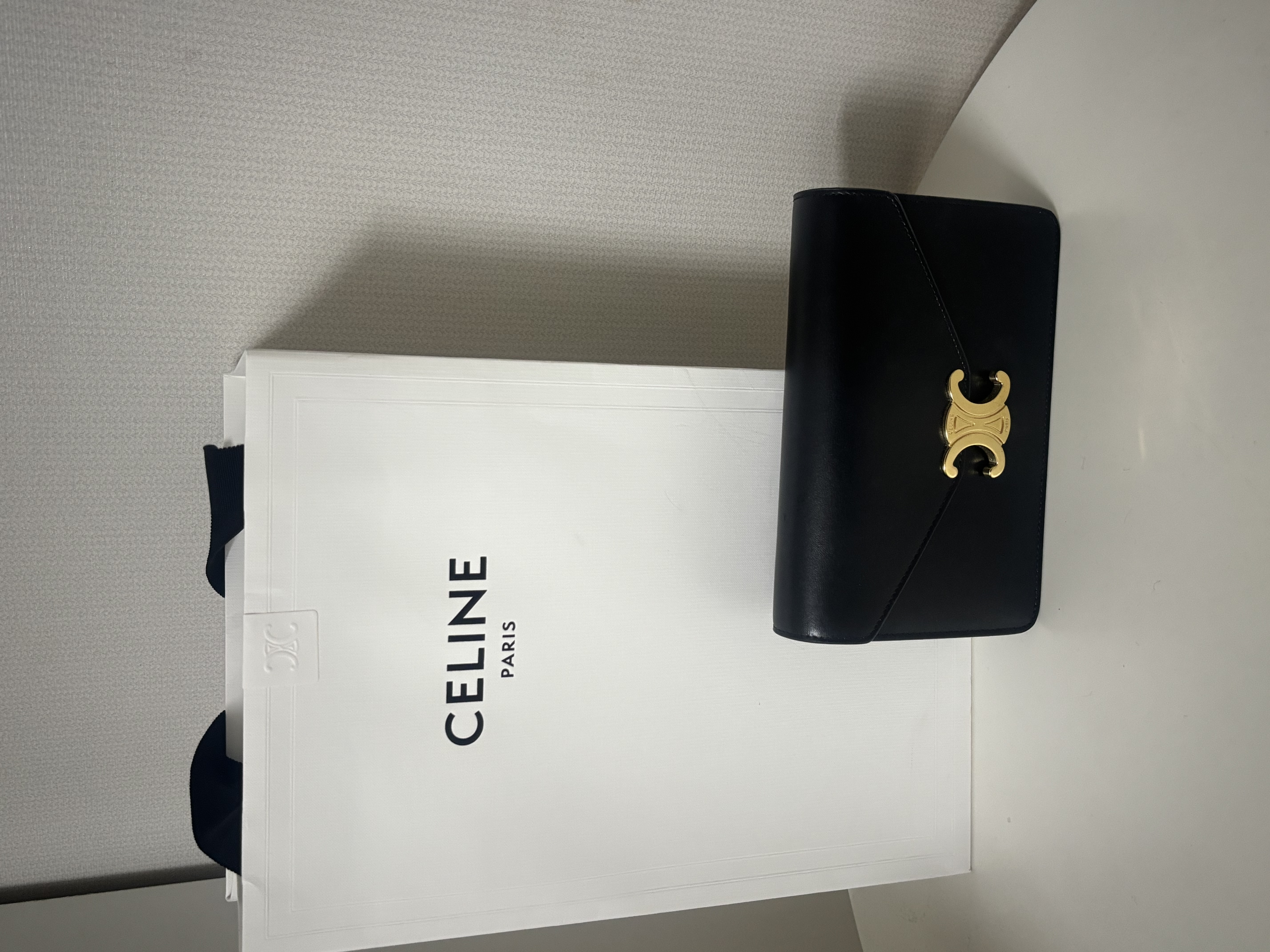 셀린느 마고 체인지갑 블랙 WOC