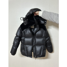 몽클레어 패딩(0사이즈)