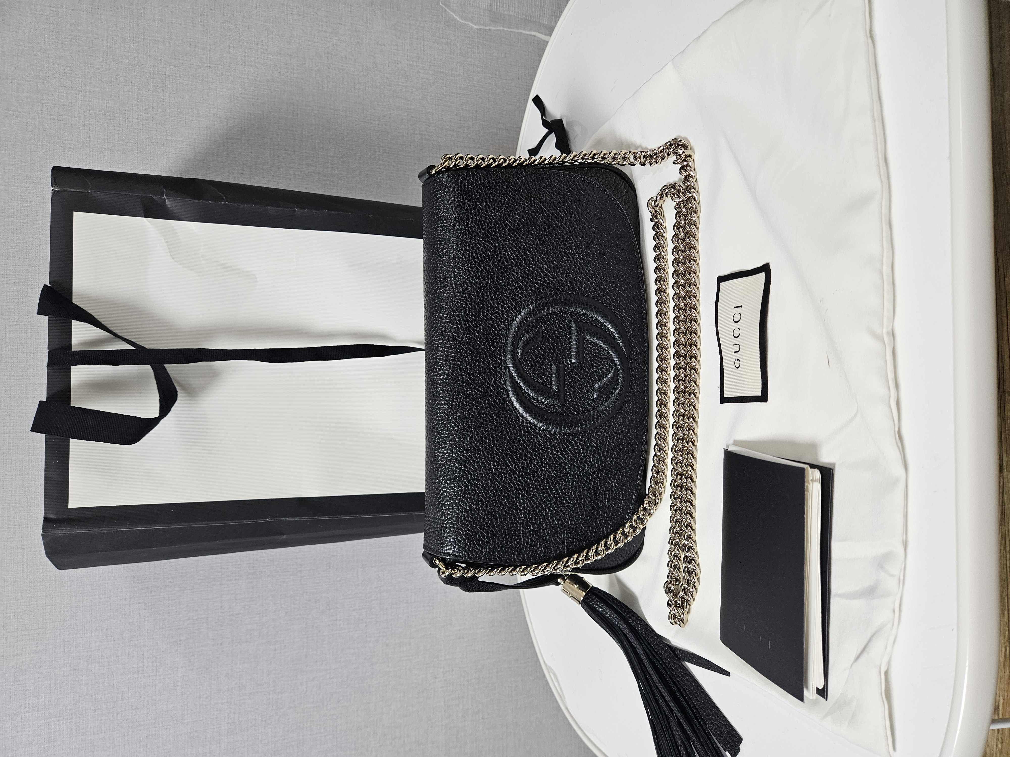 구찌소호테슬체인크로스백