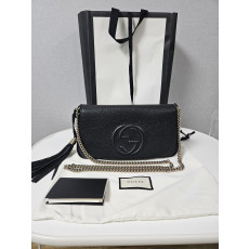 구찌소호테슬체인크로스백