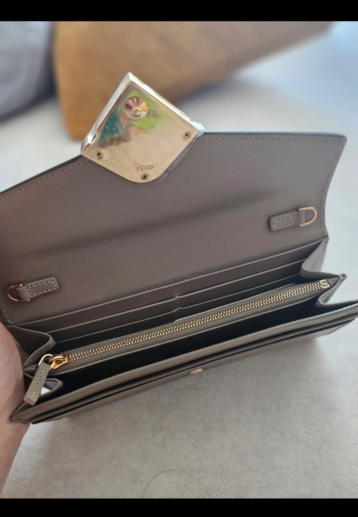 펜디 FF 다이아몬드 체인 장지갑