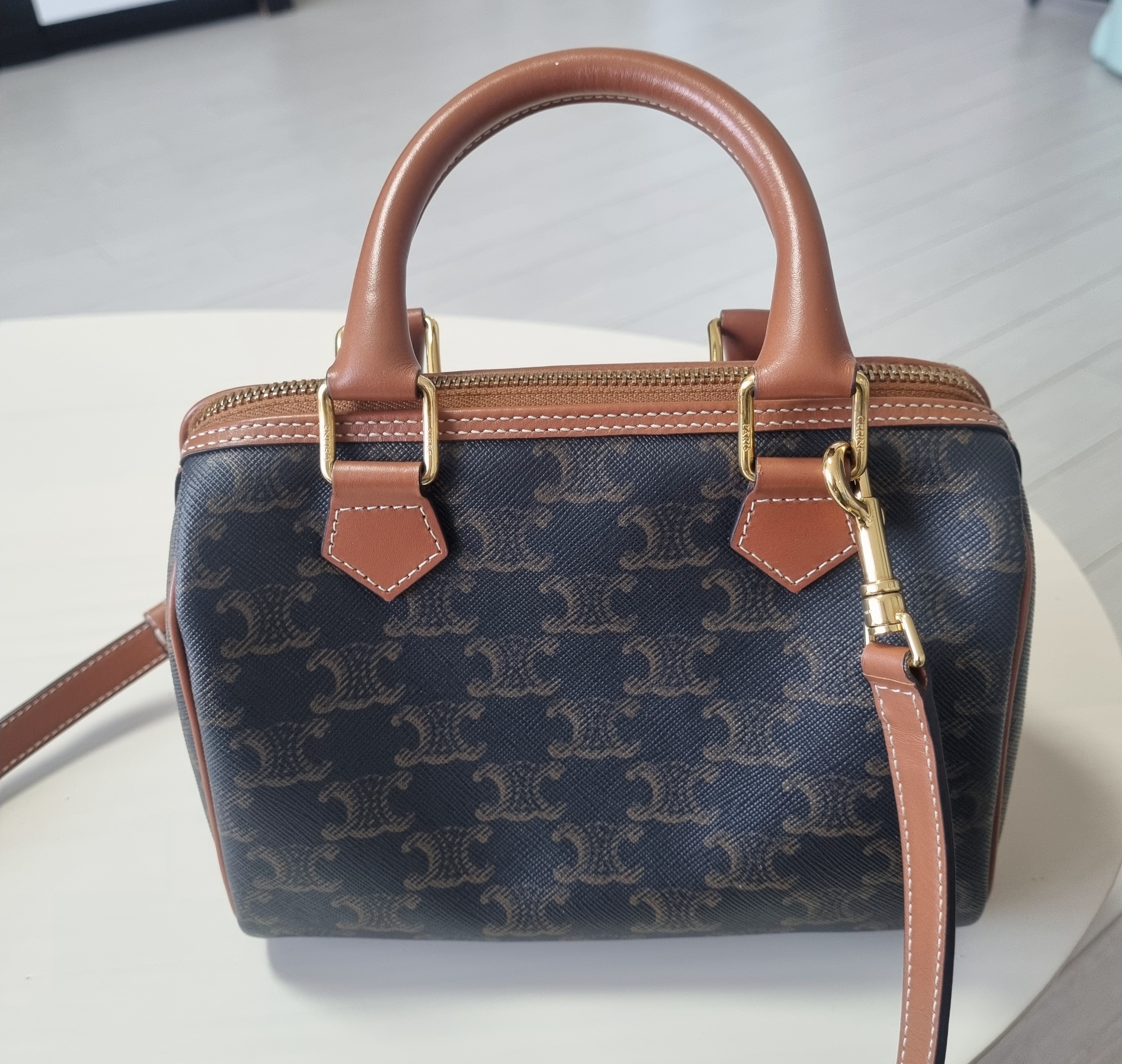 셀린느 보스턴백 스몰