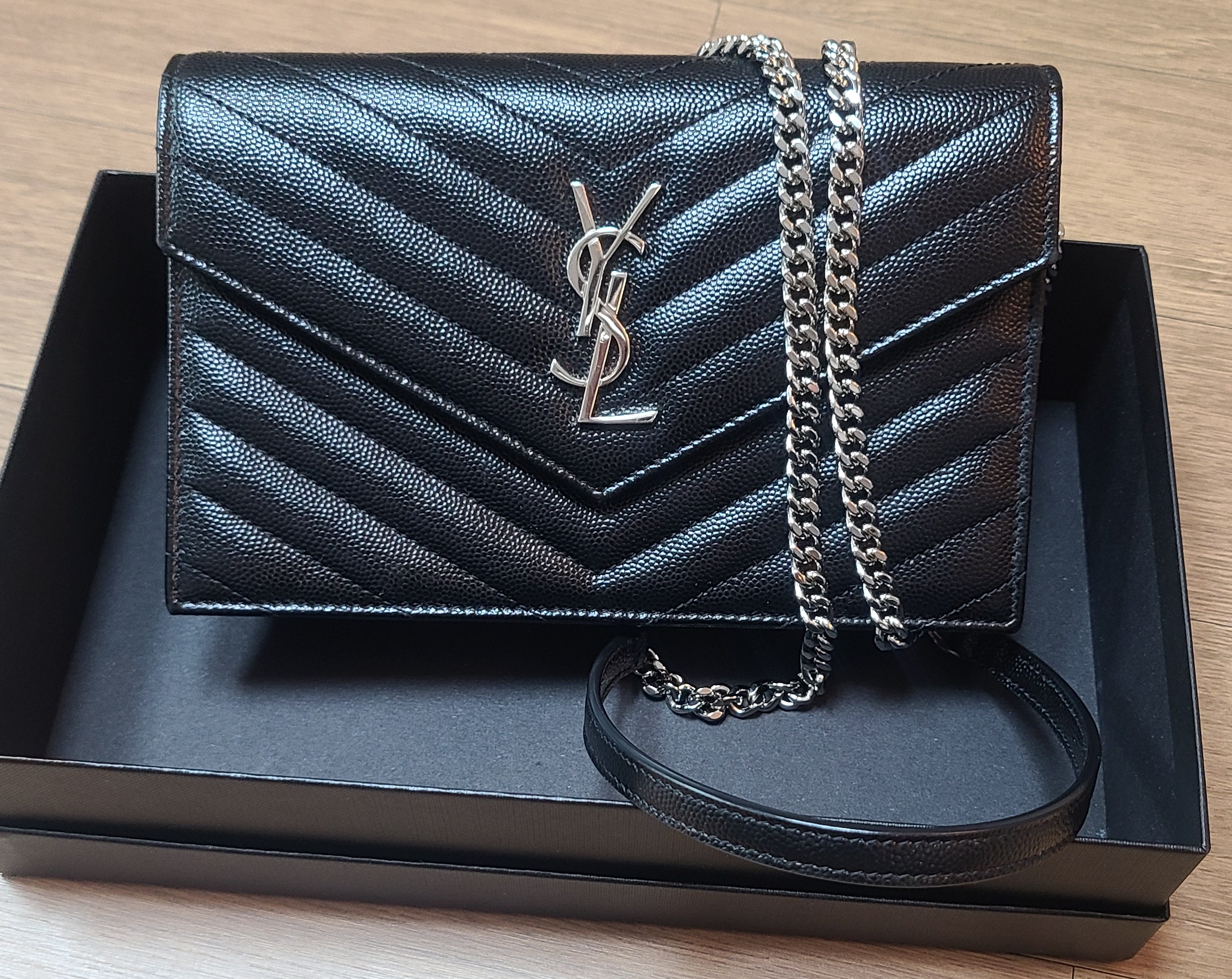 입생로랑 크로스백