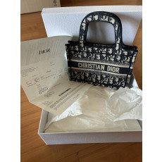 디올오블리크새들미니