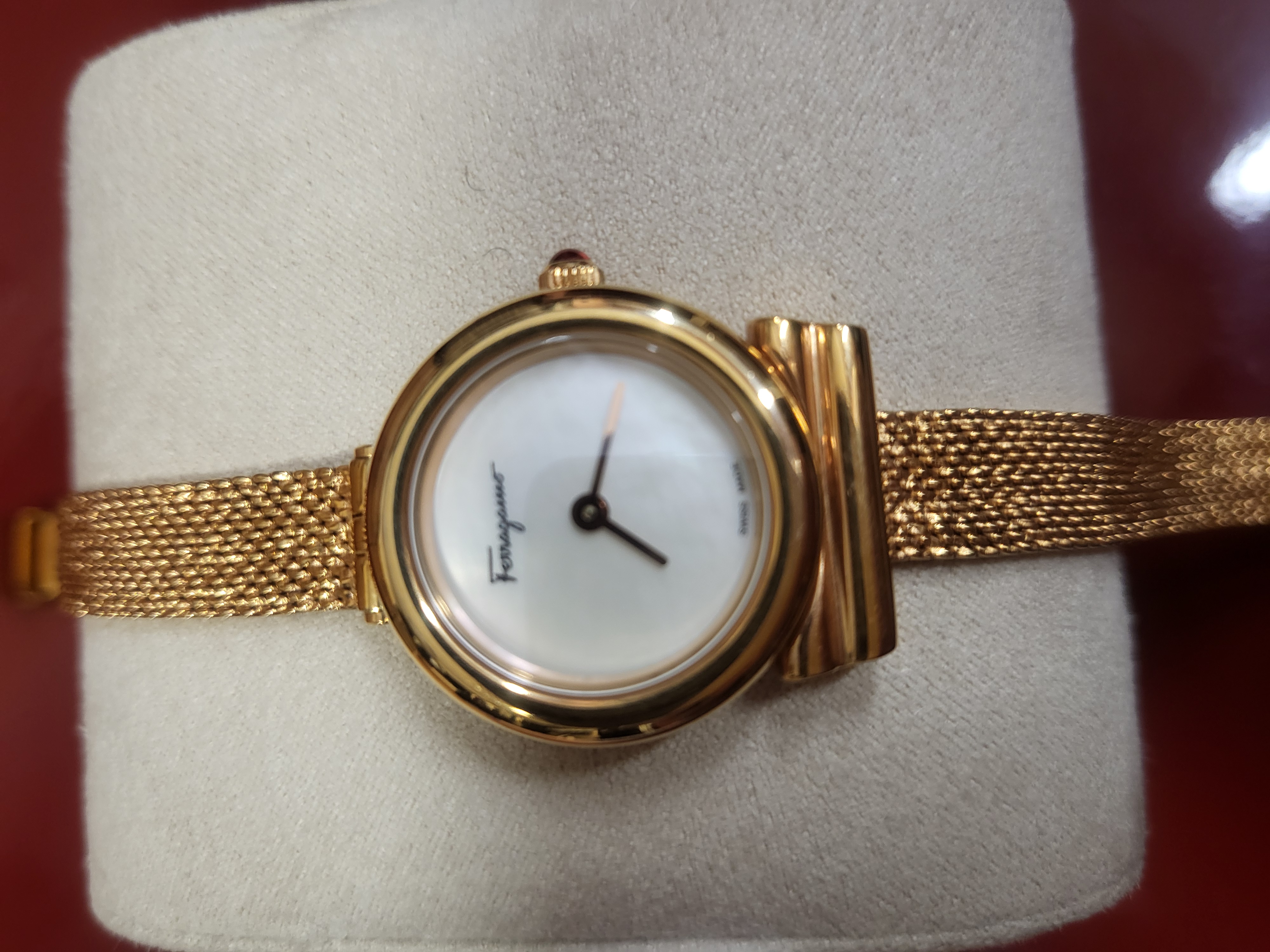 살바토레  페레가모 여성시계