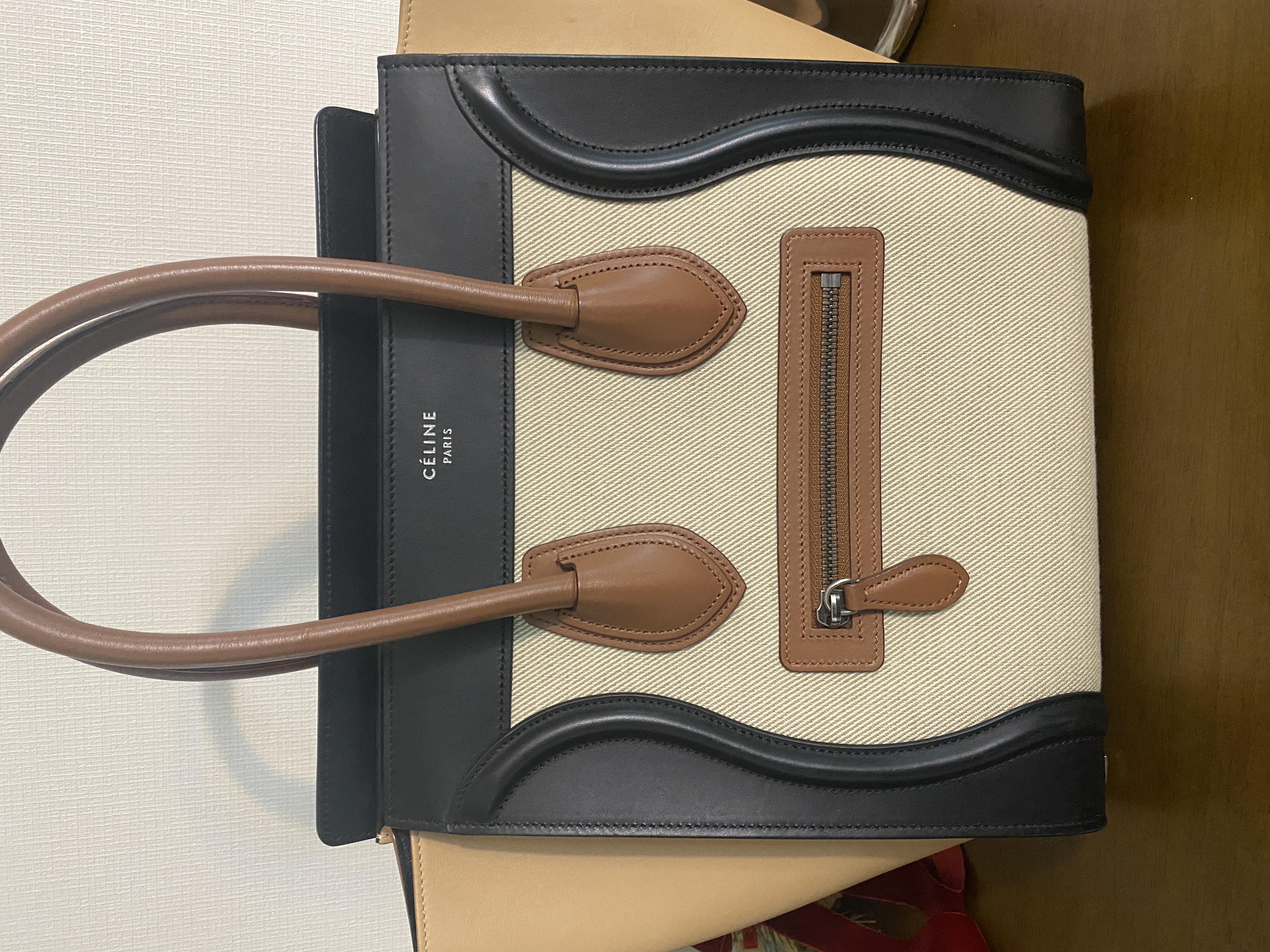 셀린느 러기지 마이크로