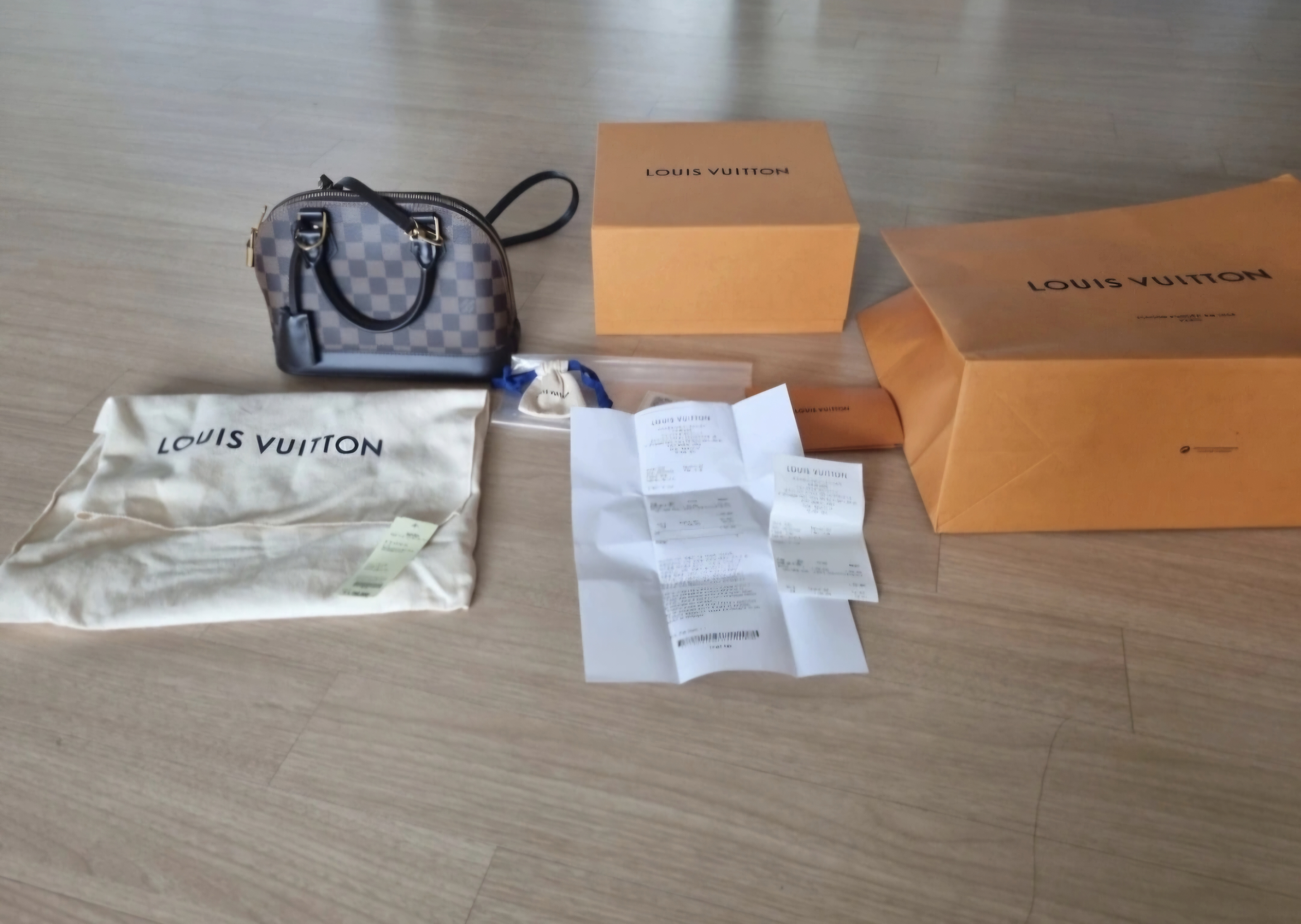 루이비통 다미에 알마bb