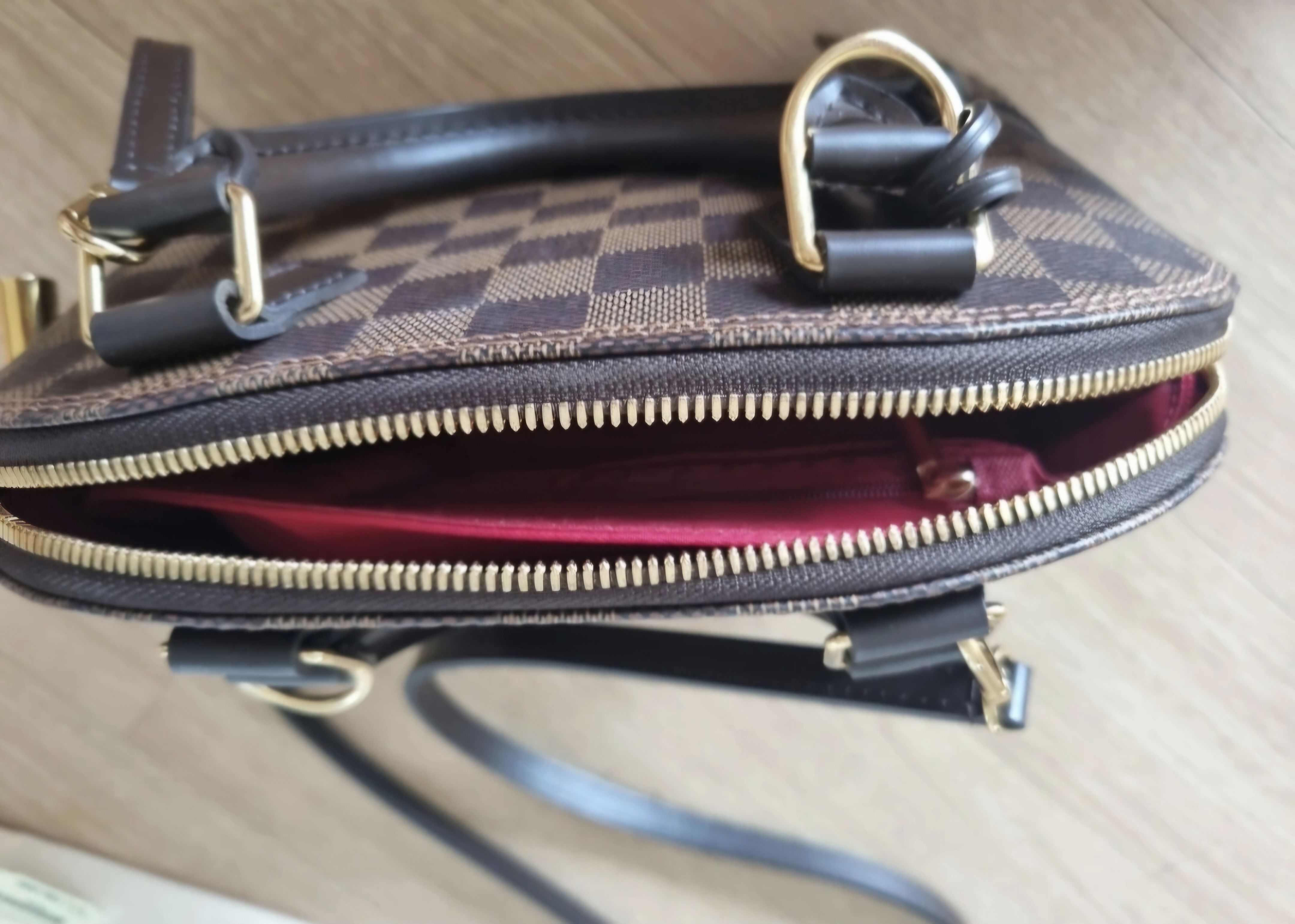 루이비통 다미에 알마bb