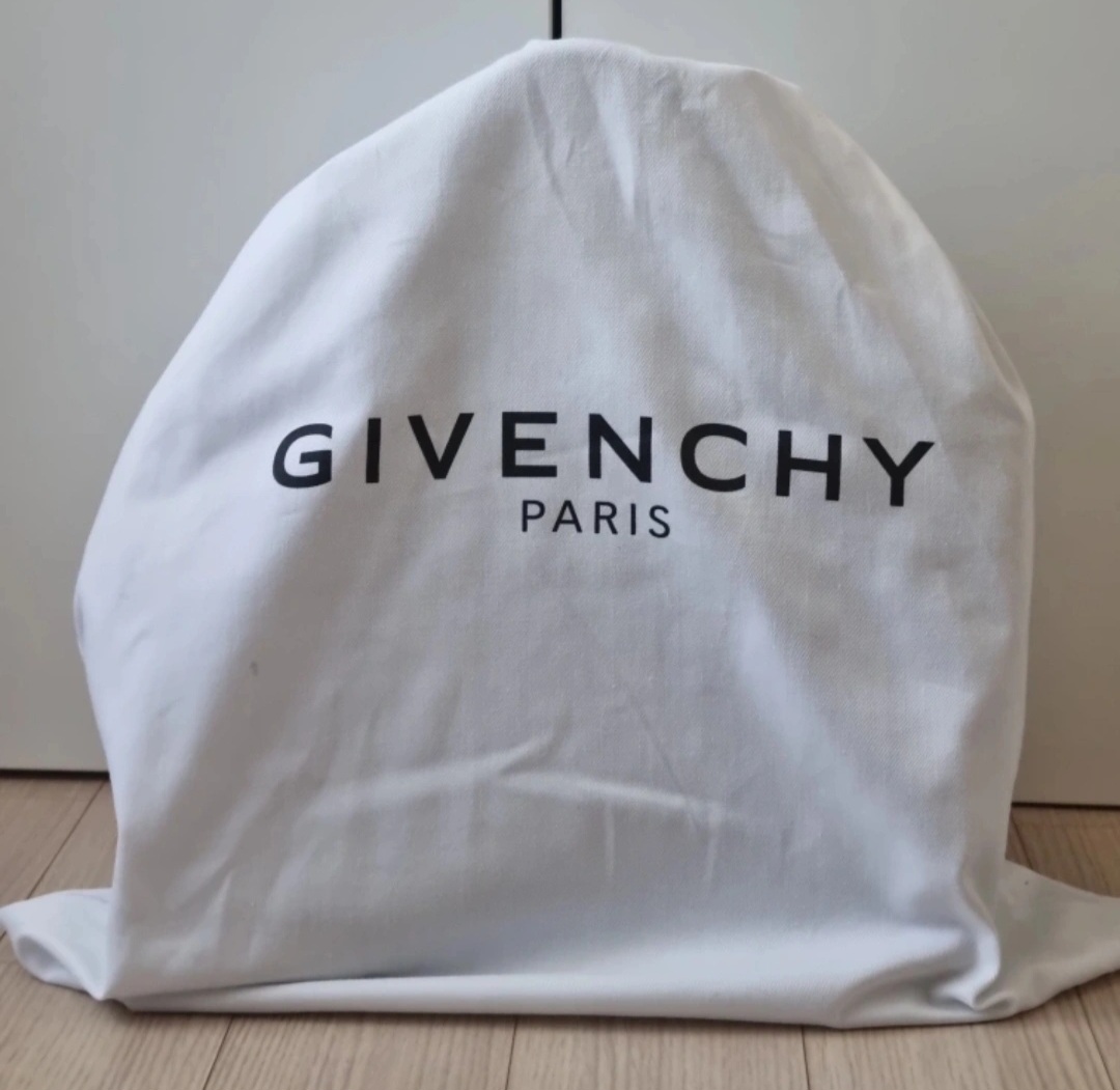 지방시 호라이즌 버건디 숄더 토트백