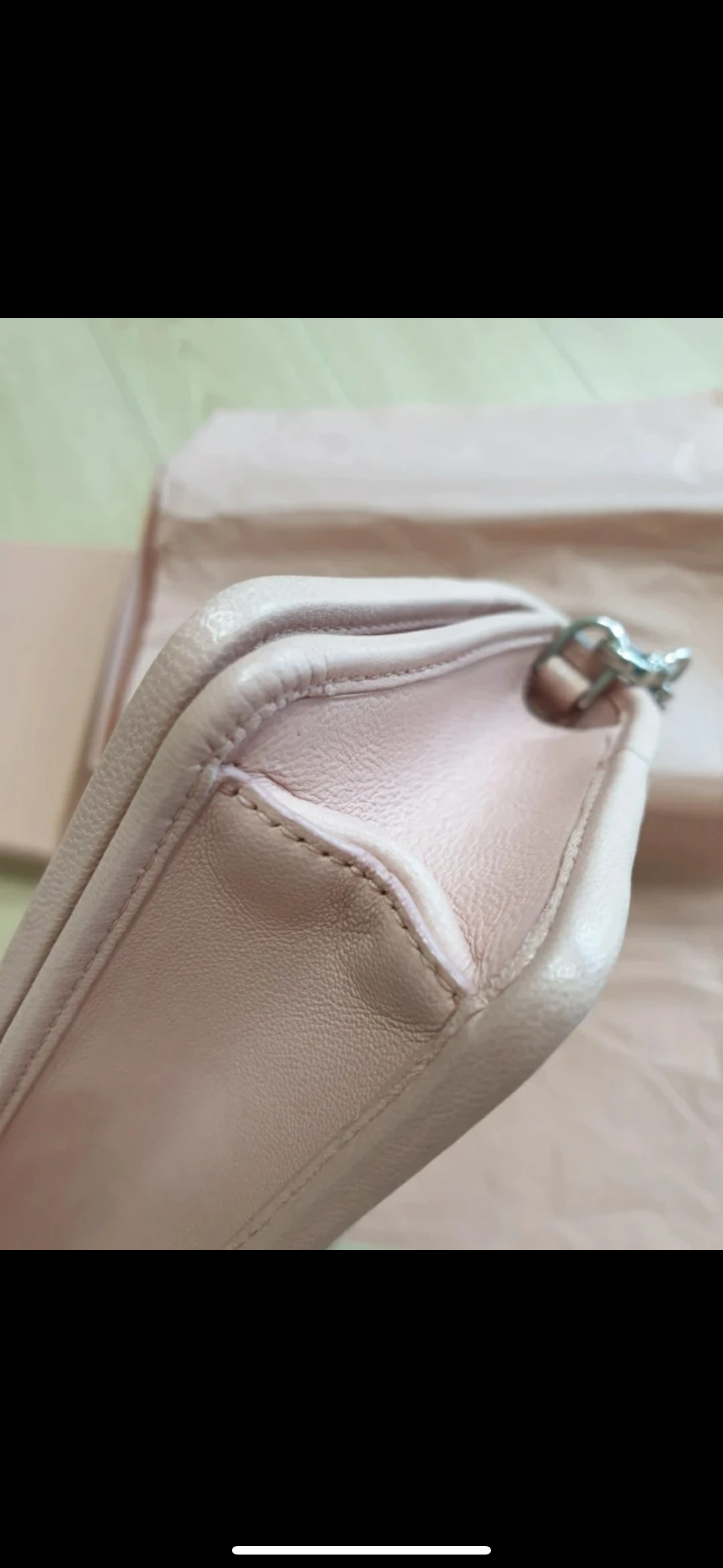 미우미우 핸드백