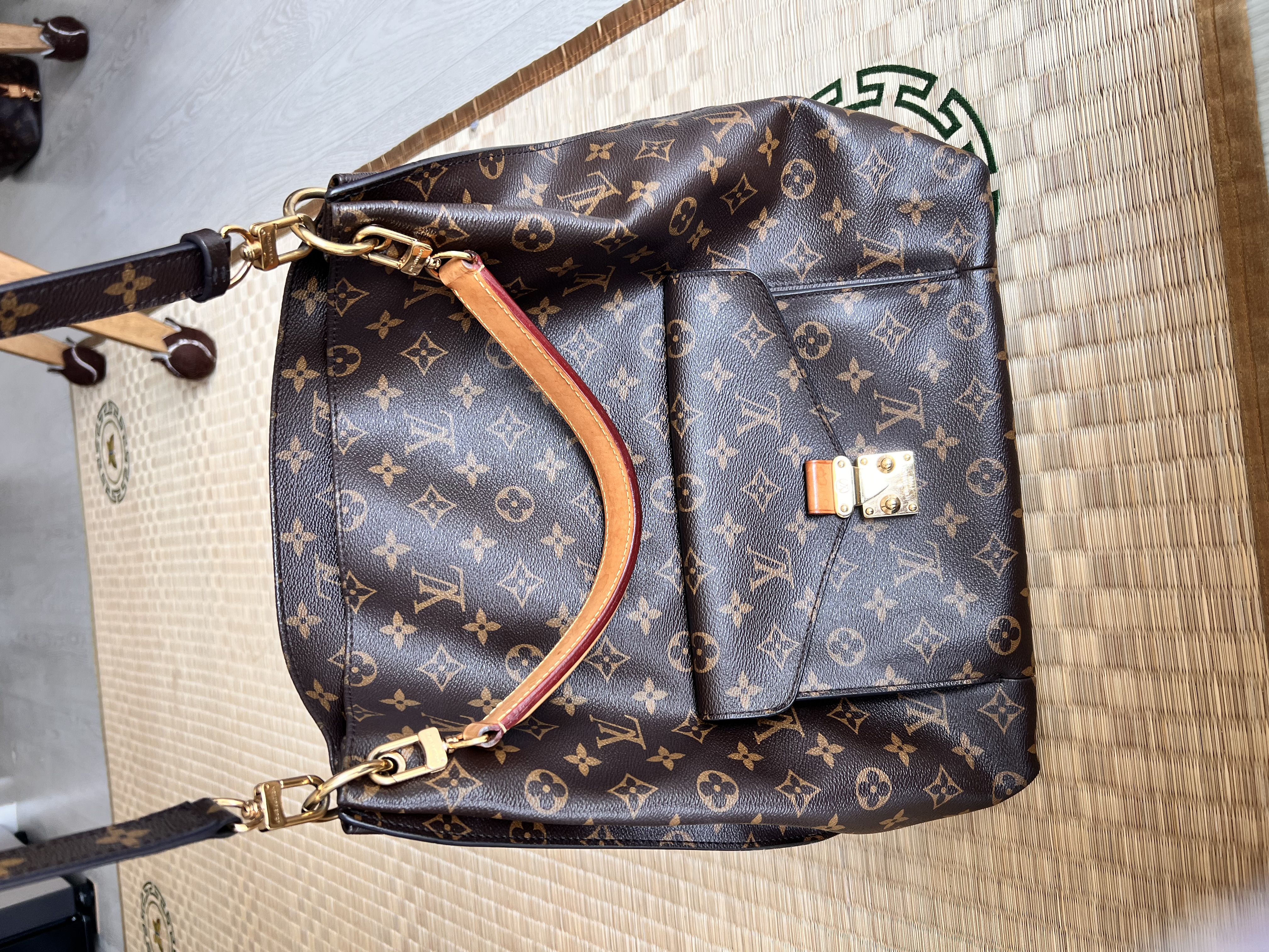 루이비통 메티스 모노그램 숄더백