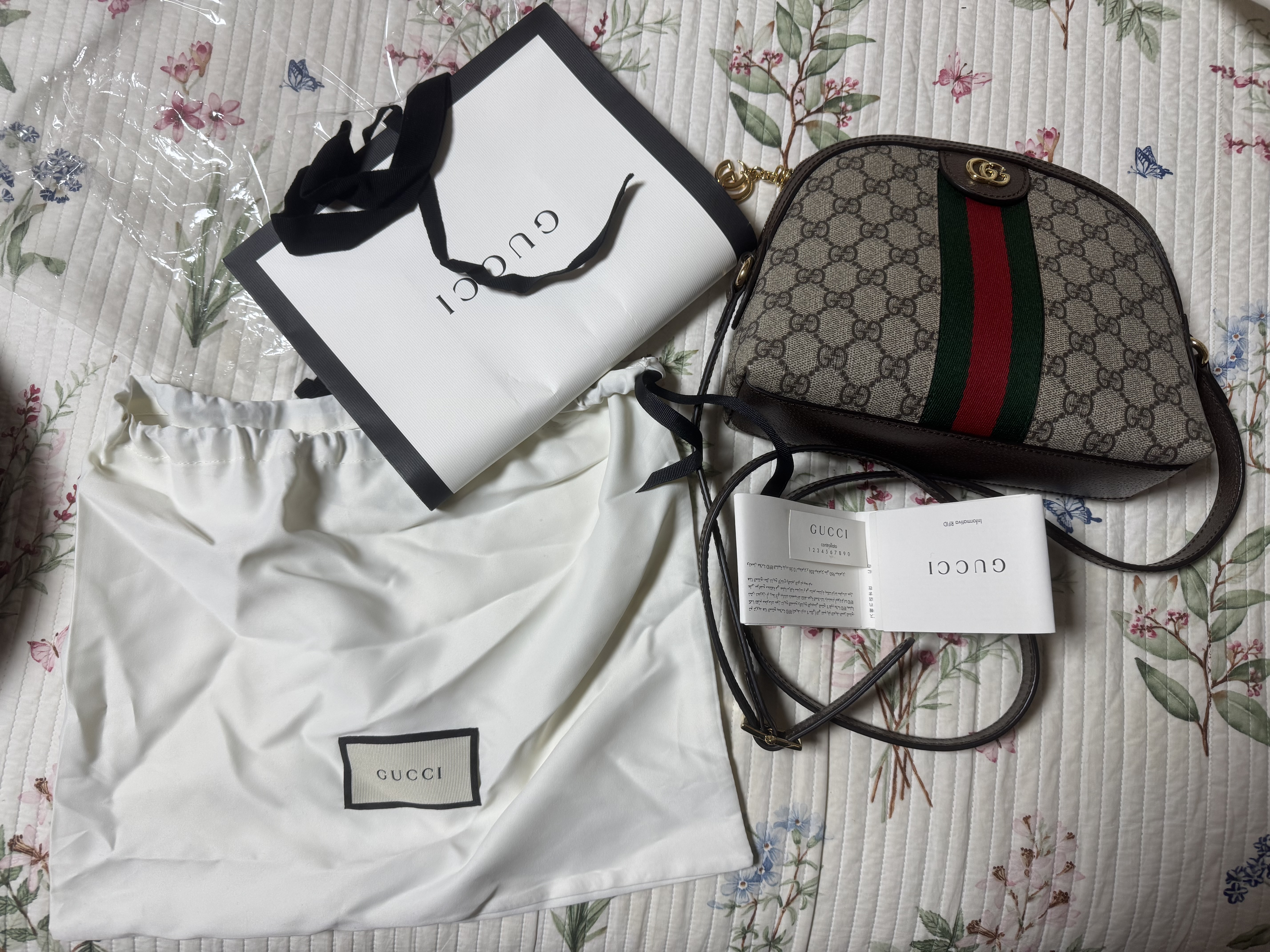 구찌 오피디아 하프문백 스몰