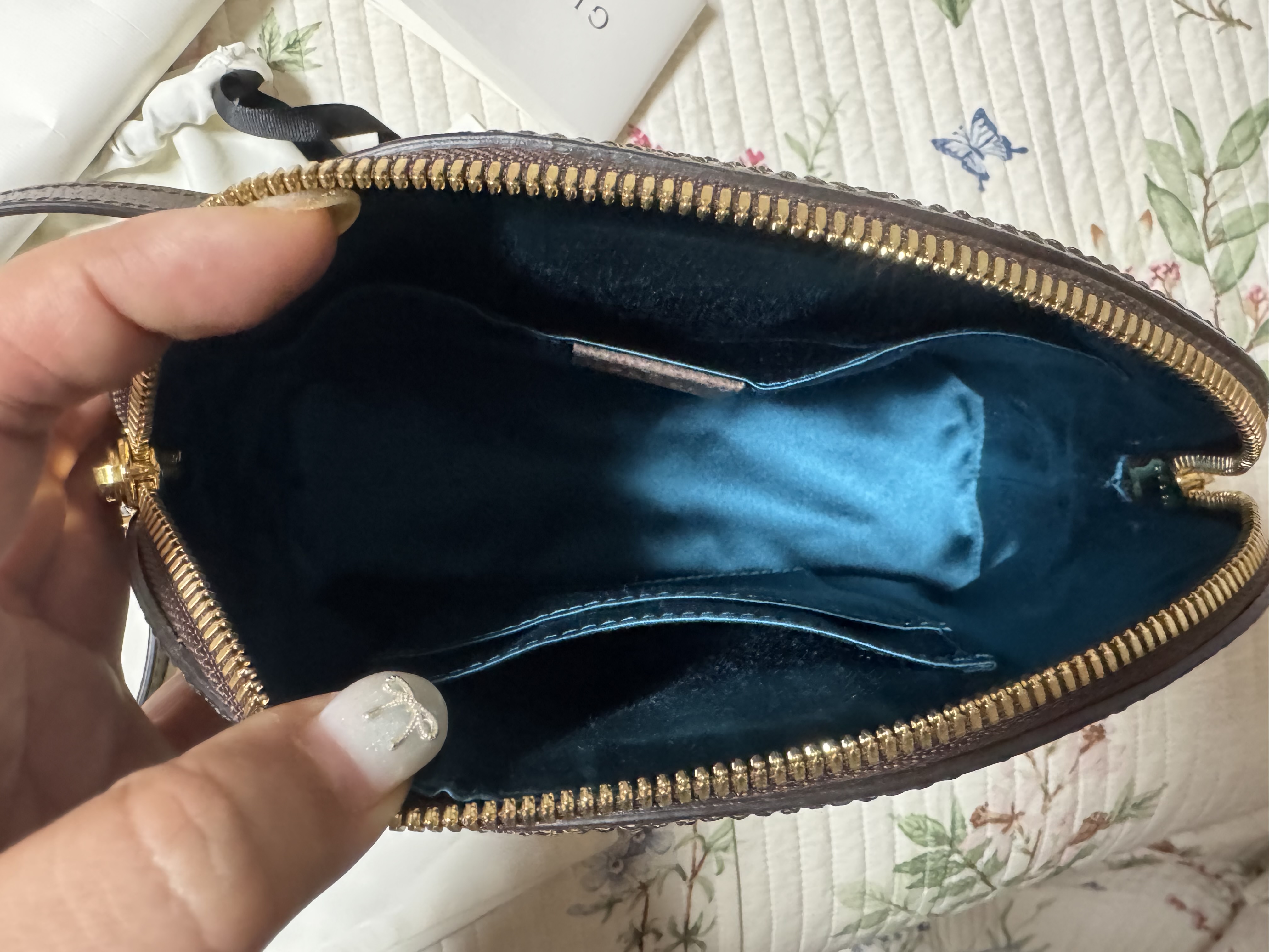 구찌 오피디아 하프문백 스몰