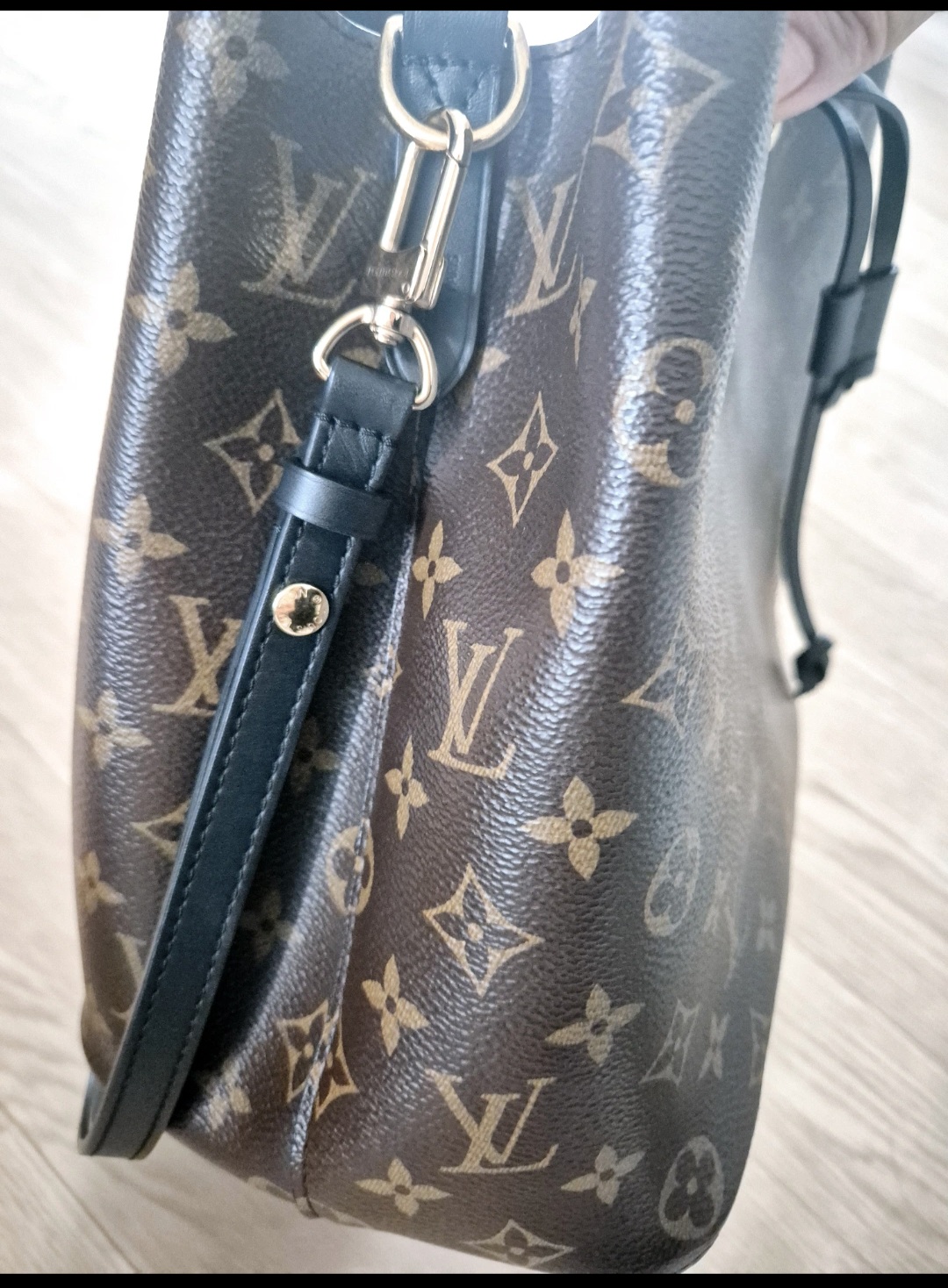 루이비통 네오노에 MM 모노그램