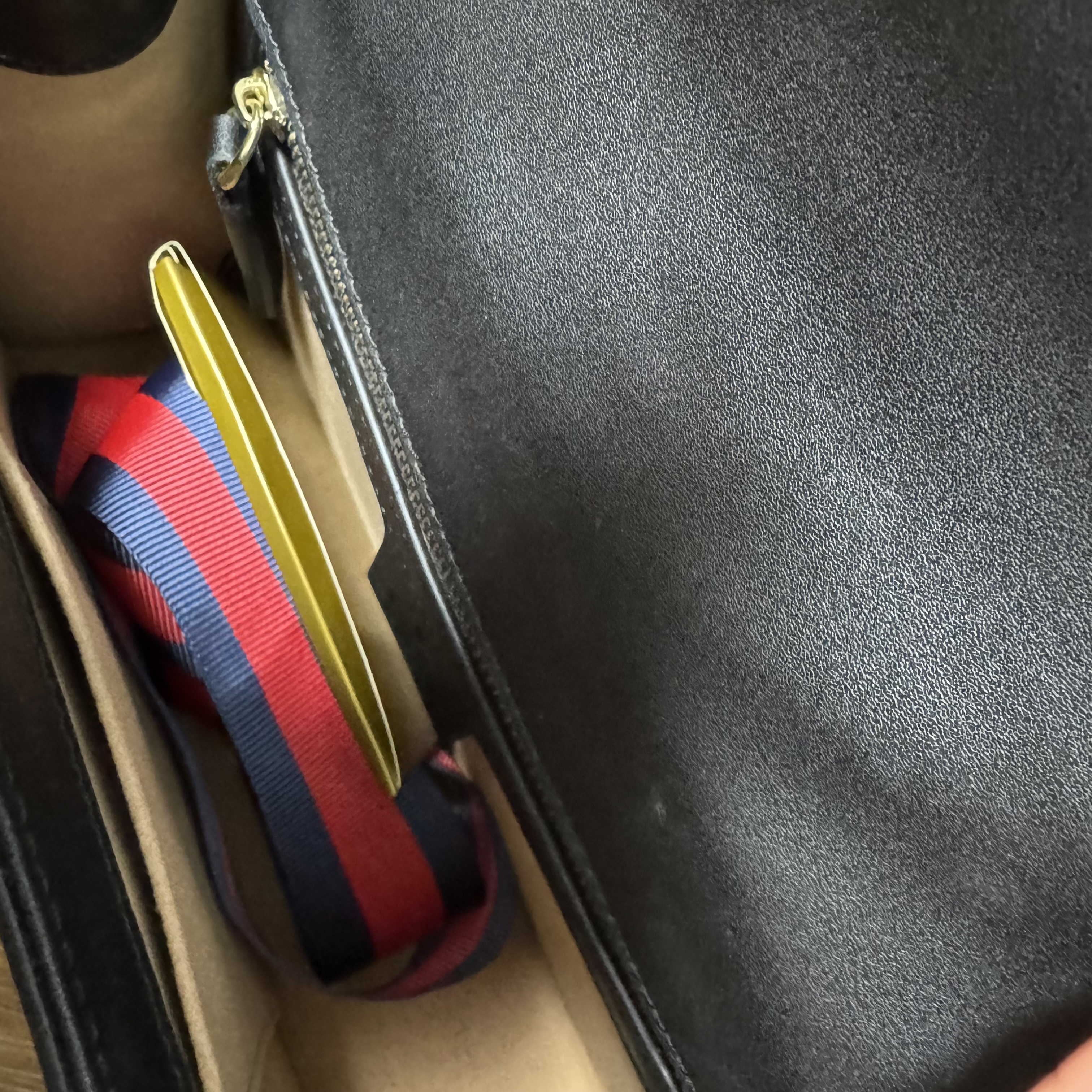 구찌 실비백 스몰 블랙/레드