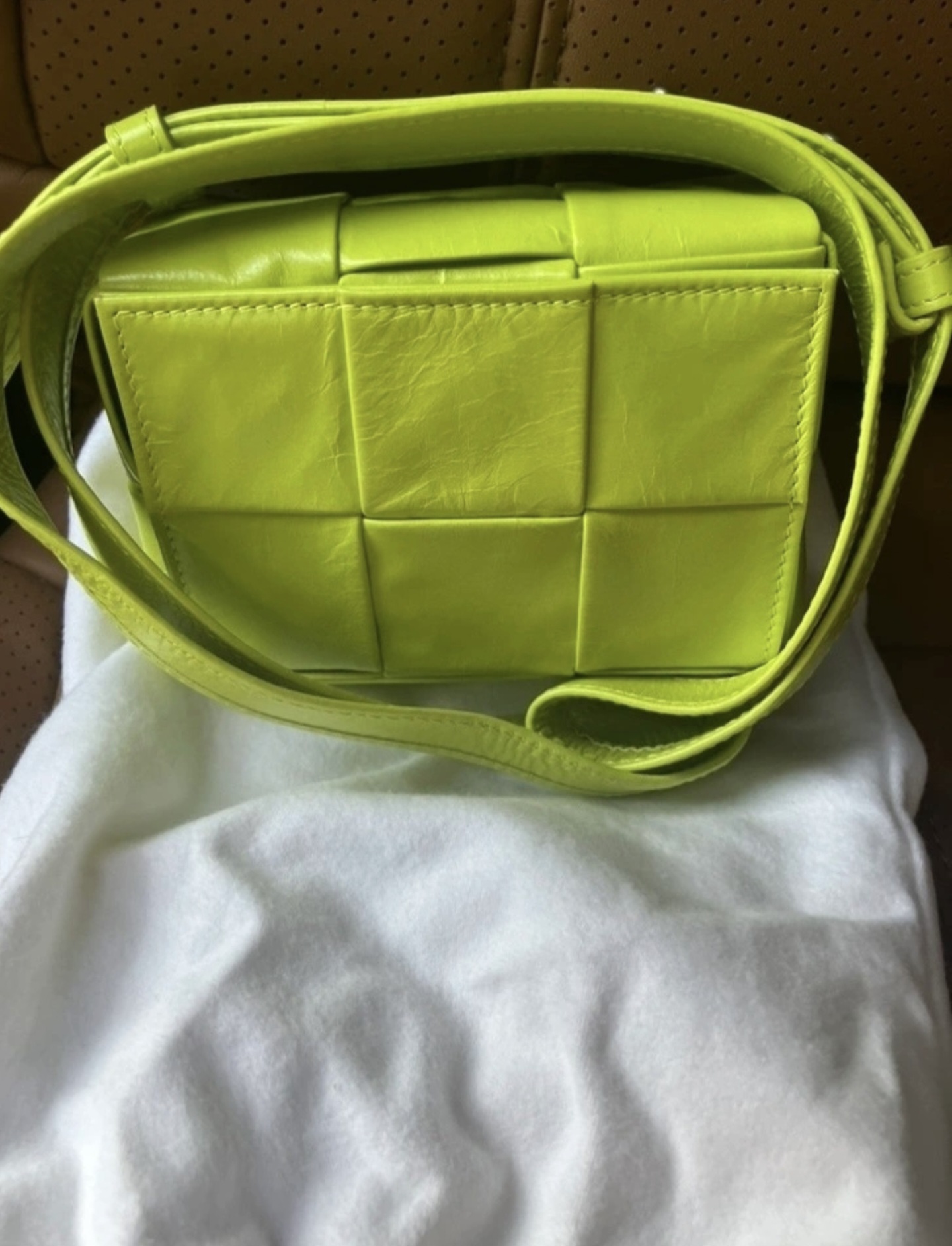 보테가 카세트백