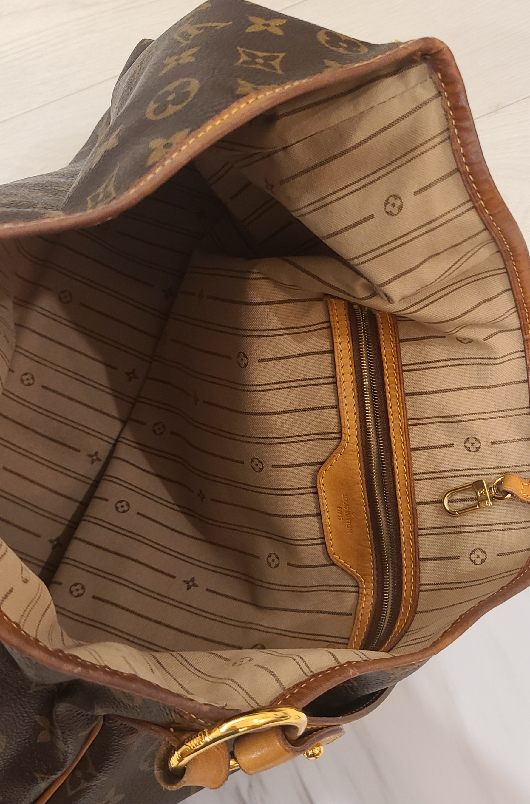 루이비통 모노그램 딜라이트풀 라지 숄더백