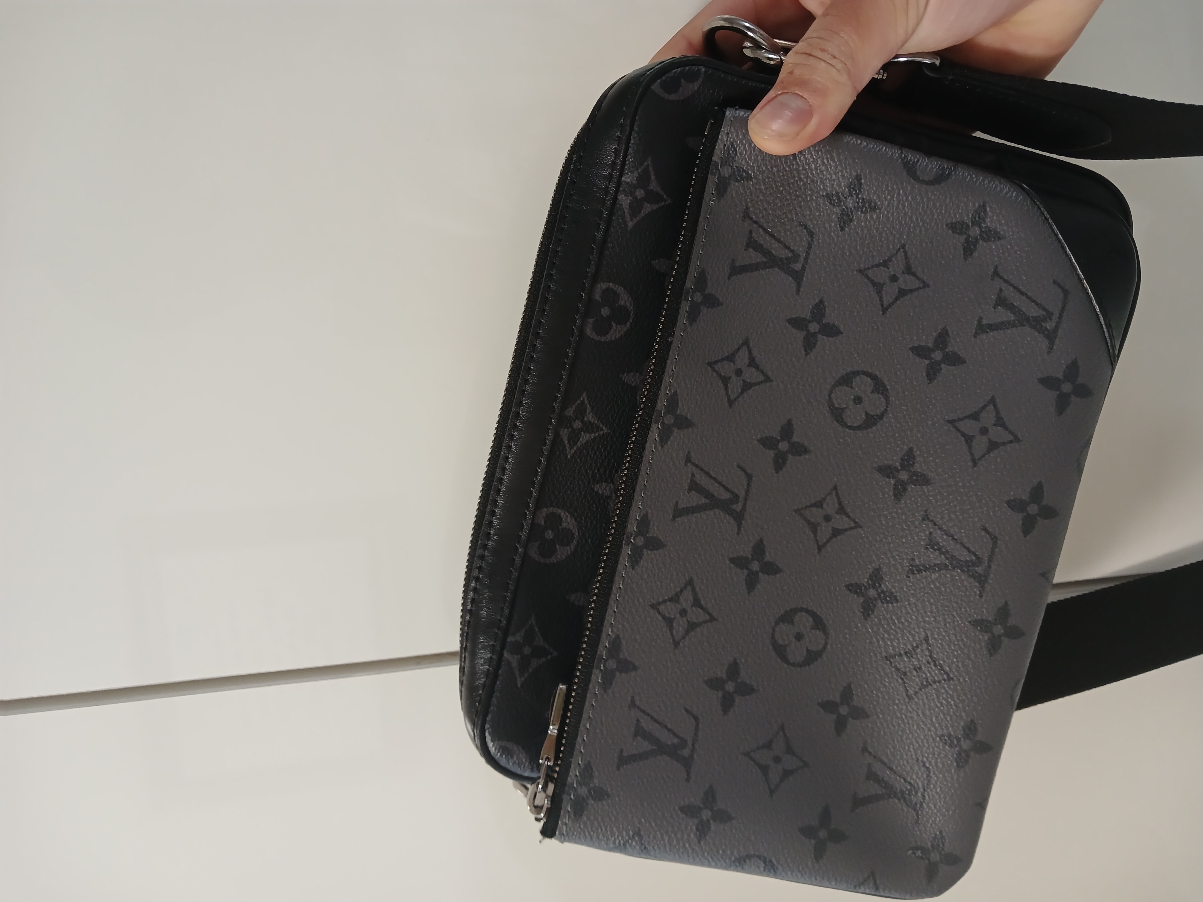 루이비통 메싡저백