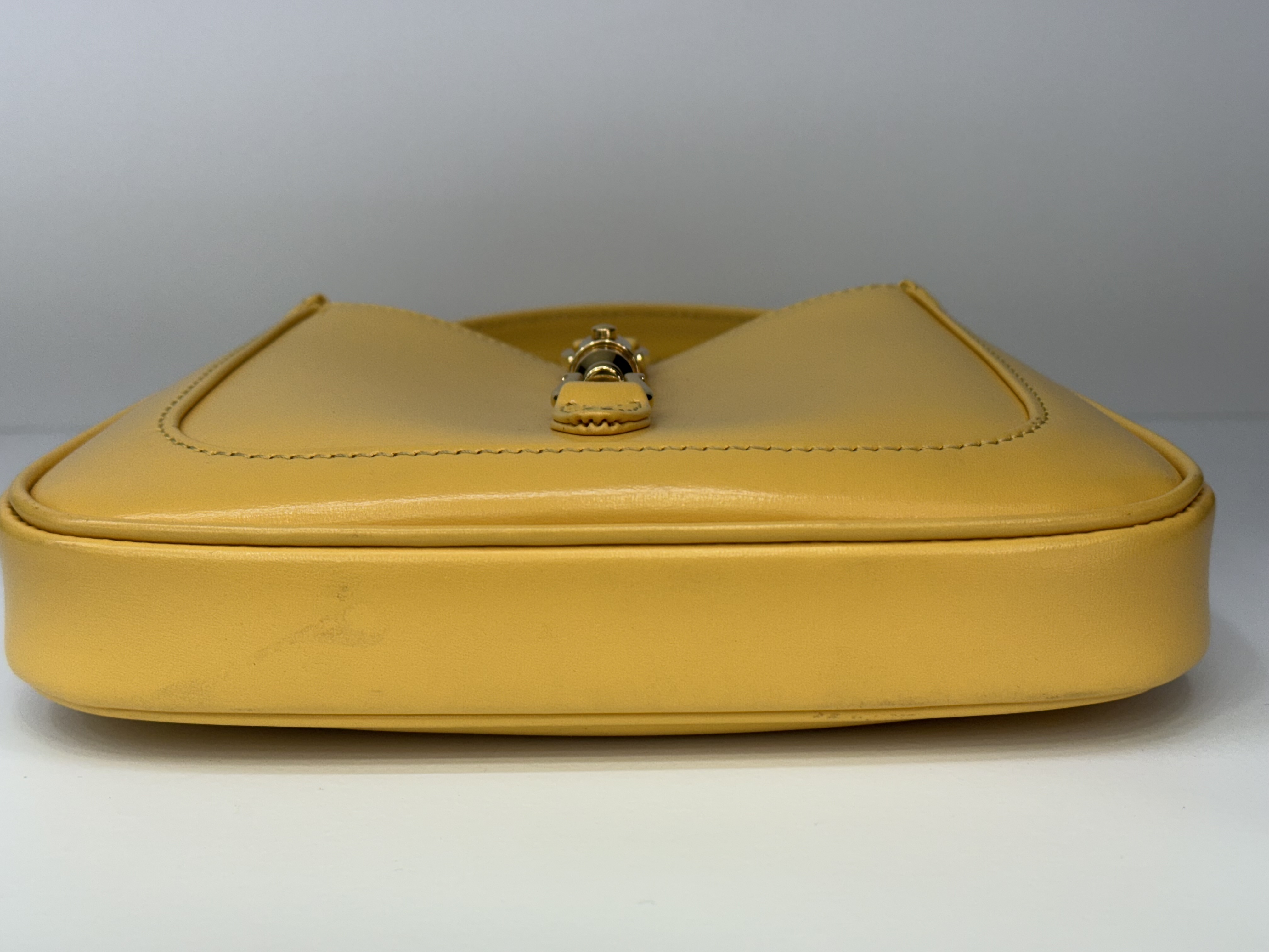 구찌 1961 재키 스몰백 옐로우