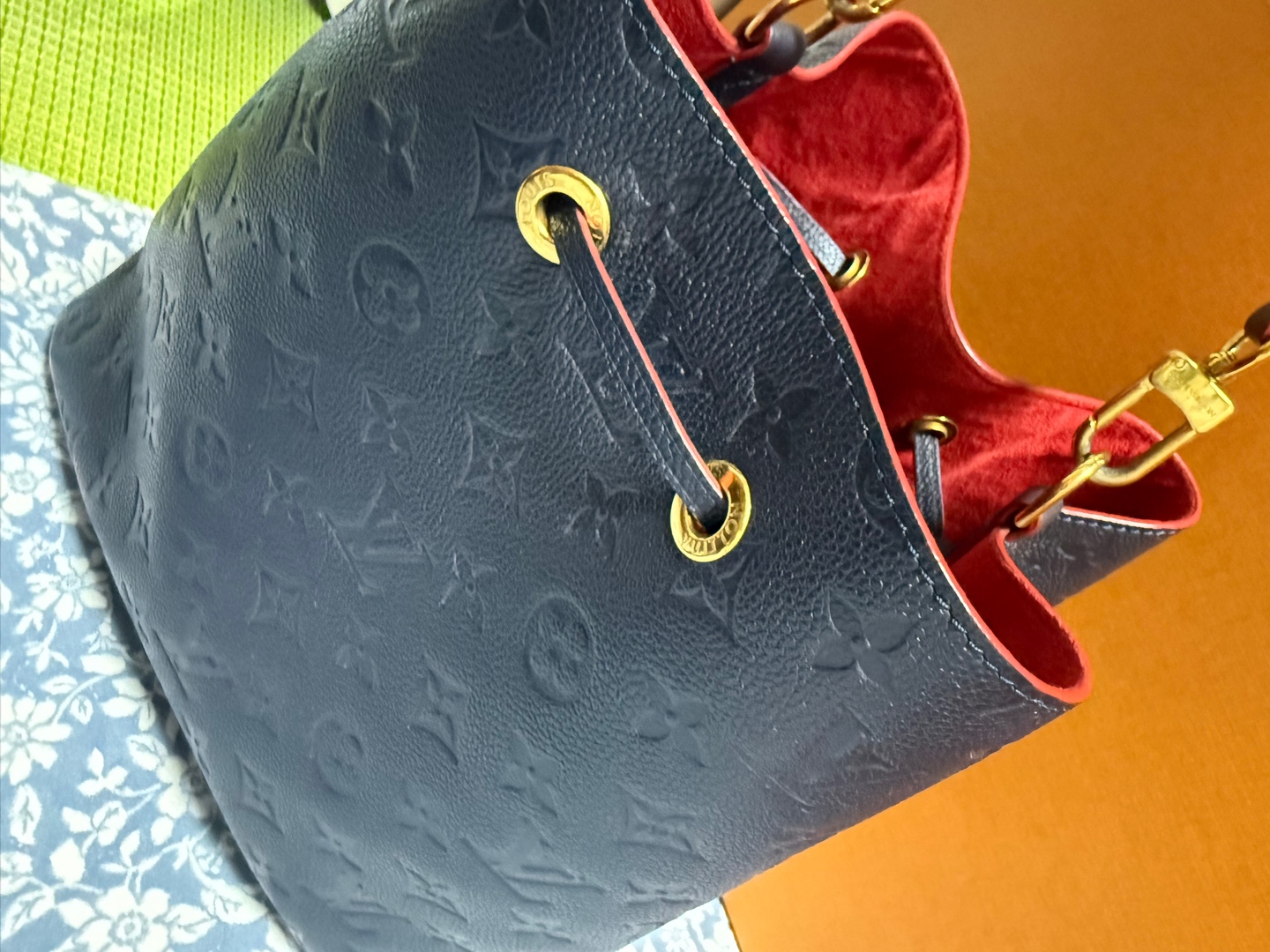 네오노에 팔아요