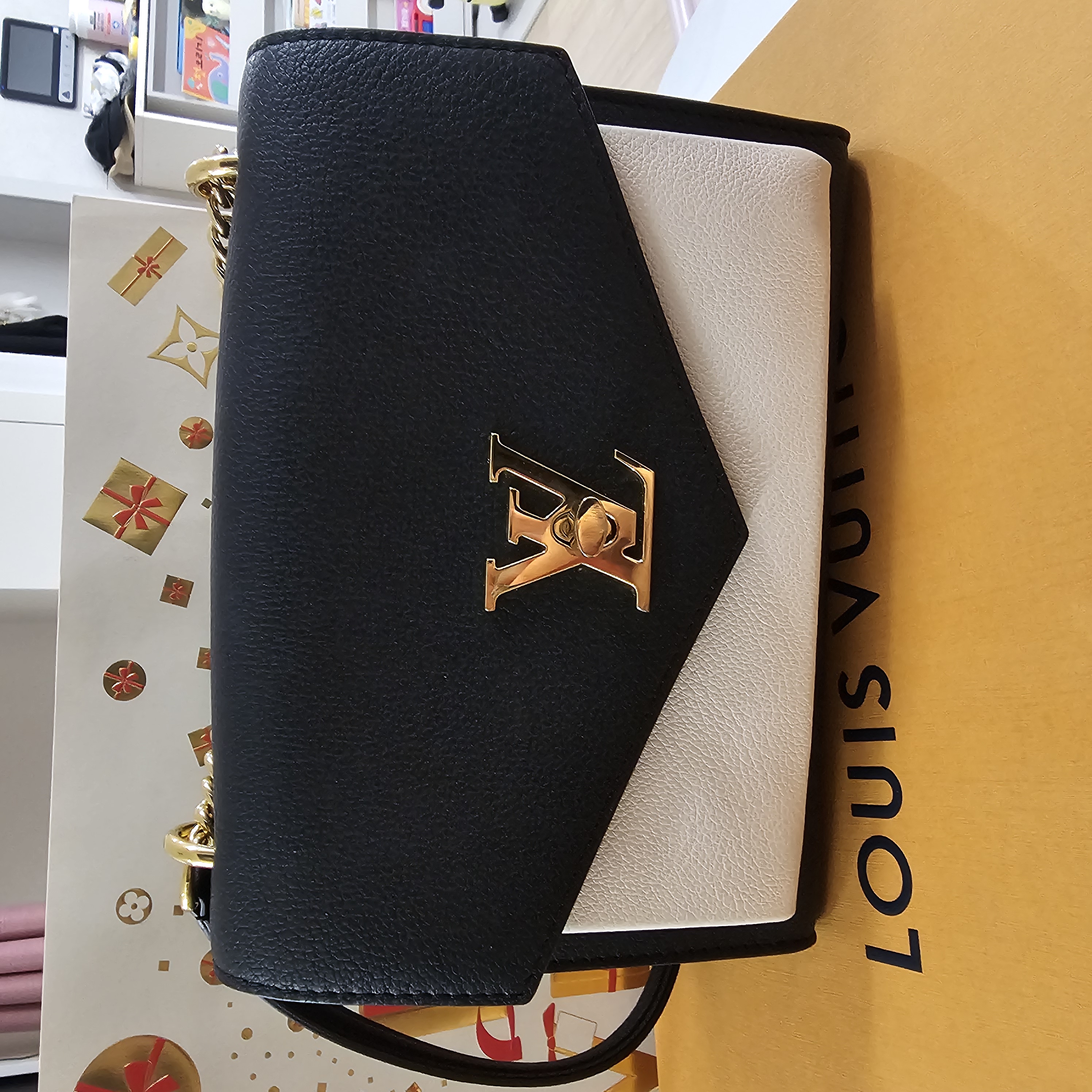 루이비통 마이락미 체인/루이비통 사라월릿 장지갑