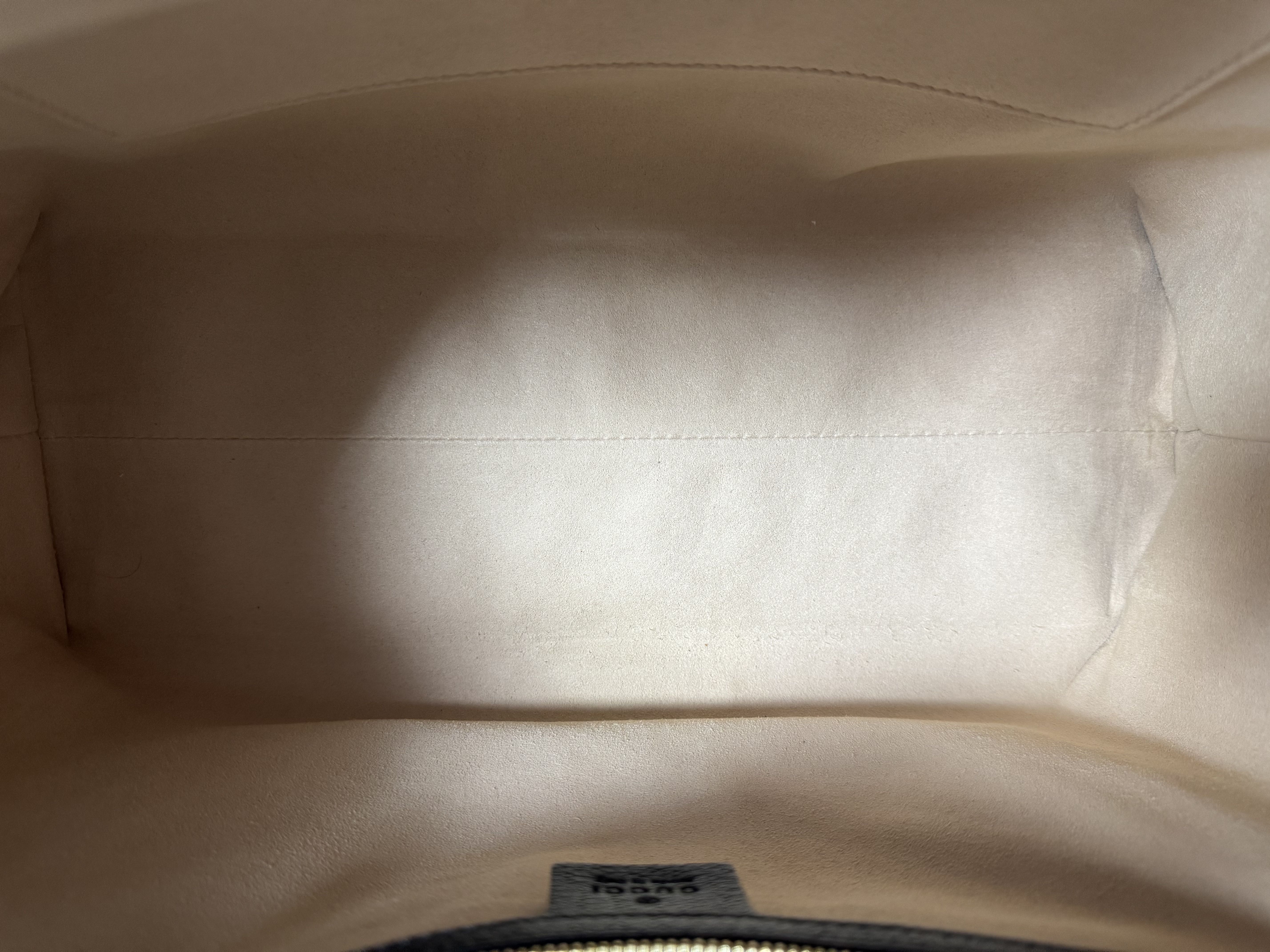 구찌 오피디아 라지 토트백(정품)